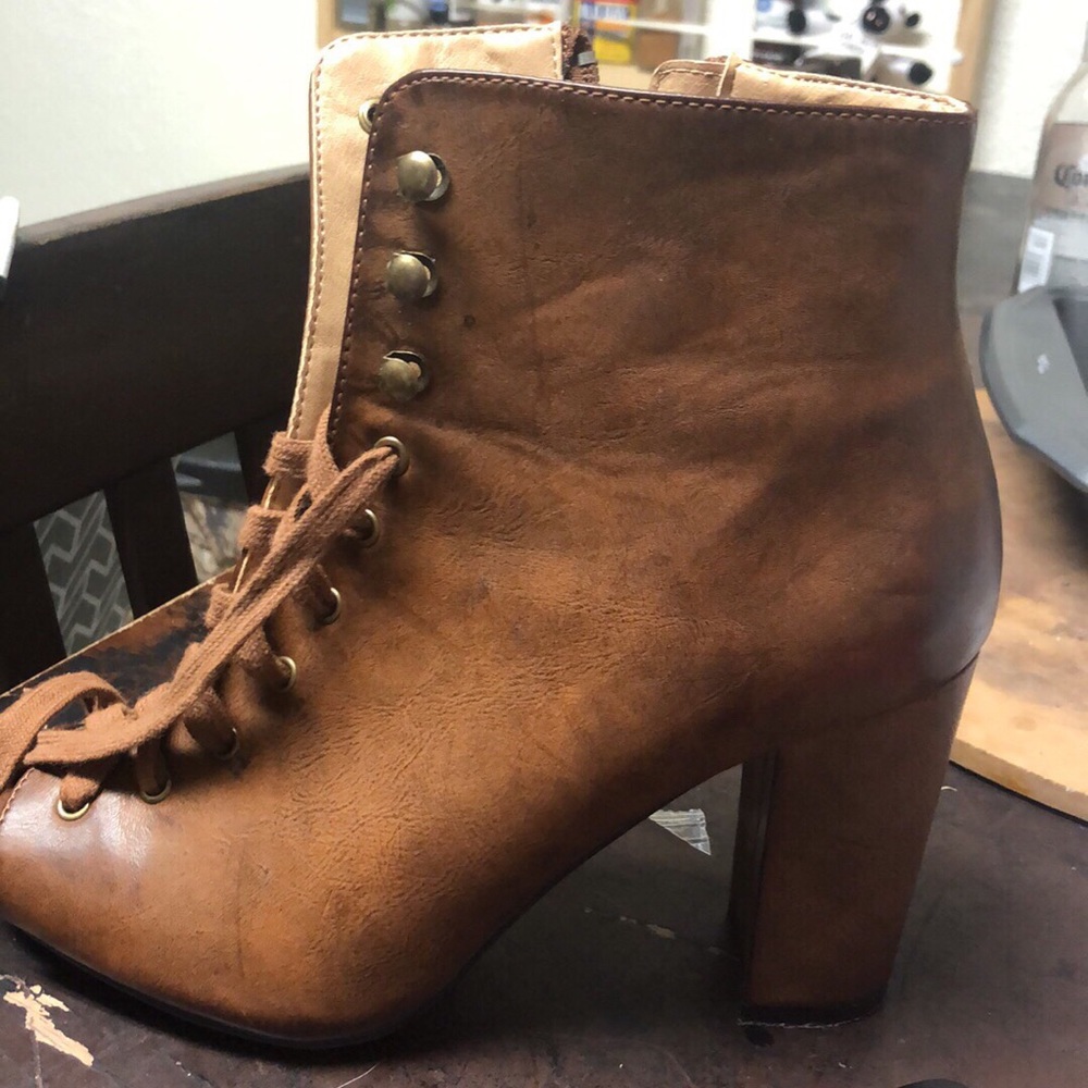 Lace up boots